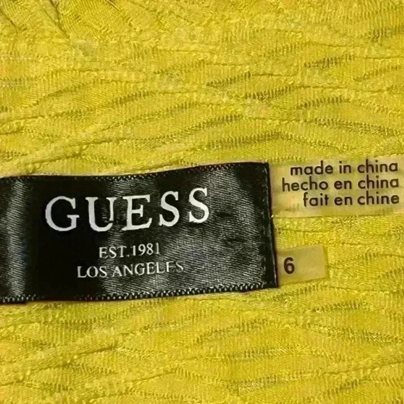 GUESS Women’s size 6 Sunny Yellow V-Neck Pleated A-Line Dress, gold zip front - Picture 12 of 13